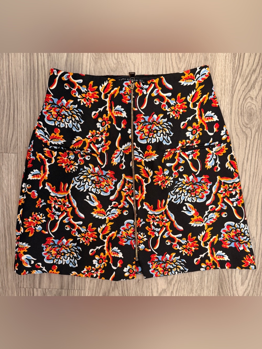 Zara Woman Floral Mini Skirt Size Small